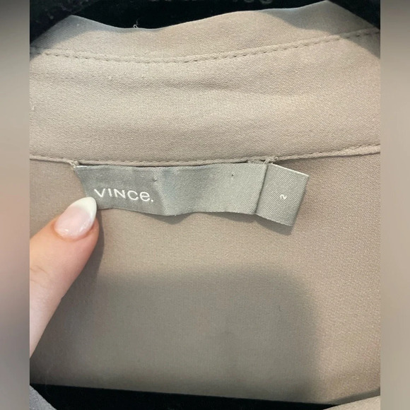 Vince. Cream long sleeve silk button up blouse - Picture 4 of 6